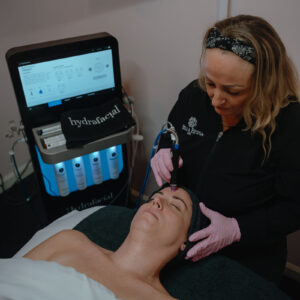 HydraFacial at Bella Reina Spa